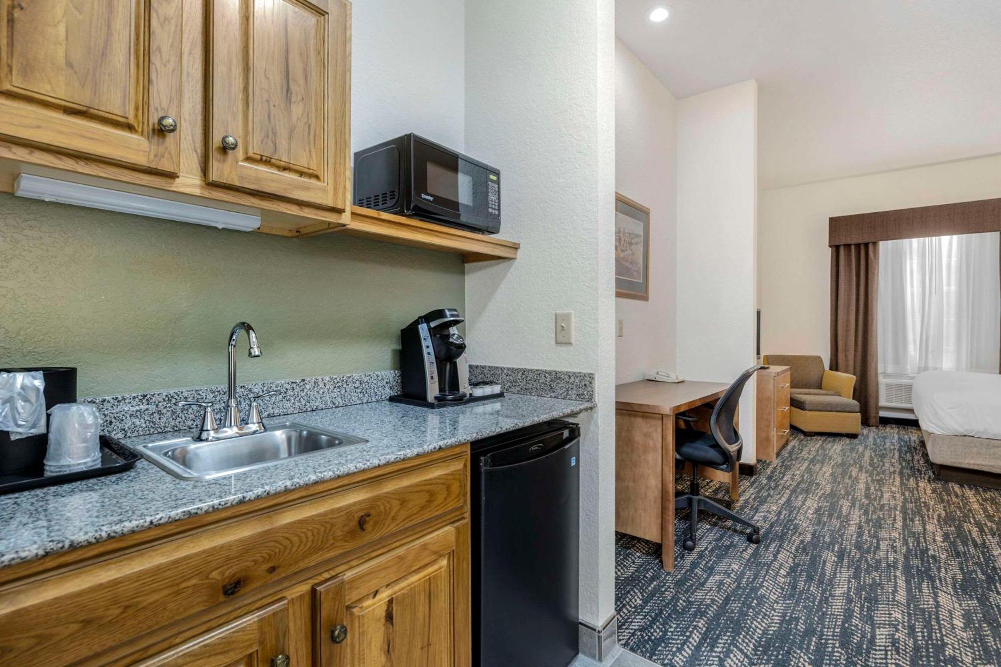 Comfort Inn & Suites Mt Rushmore Keystone Extérieur photo