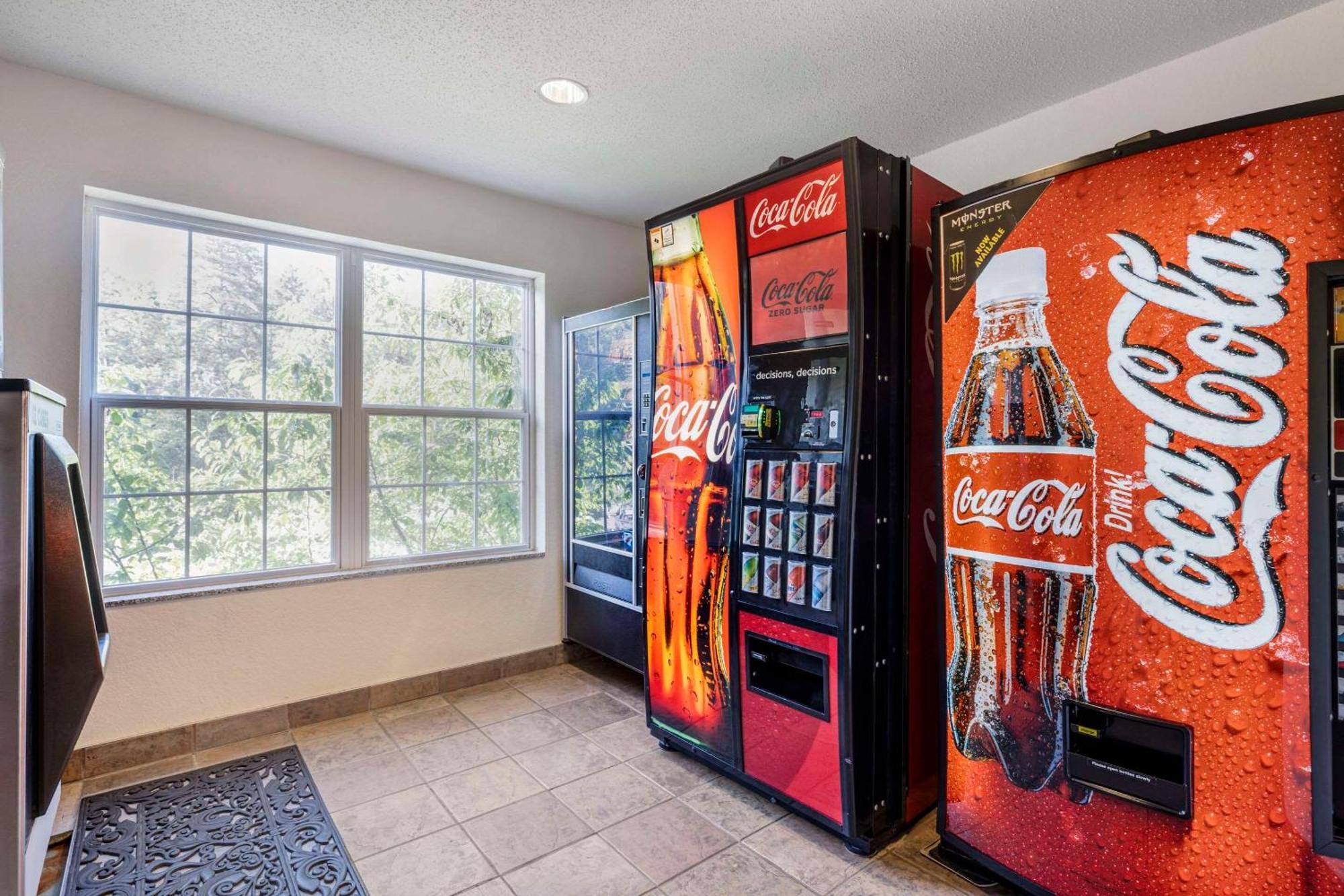 Comfort Inn & Suites Mt Rushmore Keystone Extérieur photo